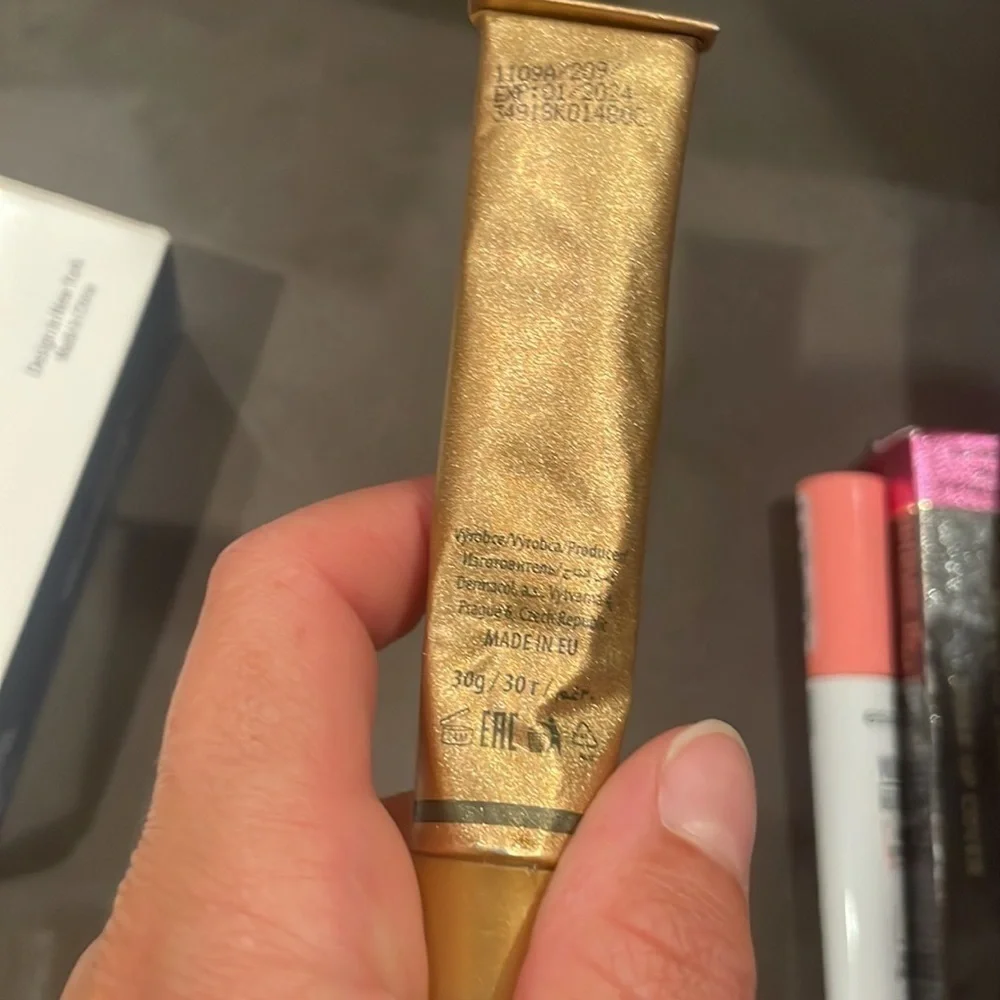 NWT BEAUTY / MAKE UP BUNDLE​​​​​​​ - Picture 6 of 6